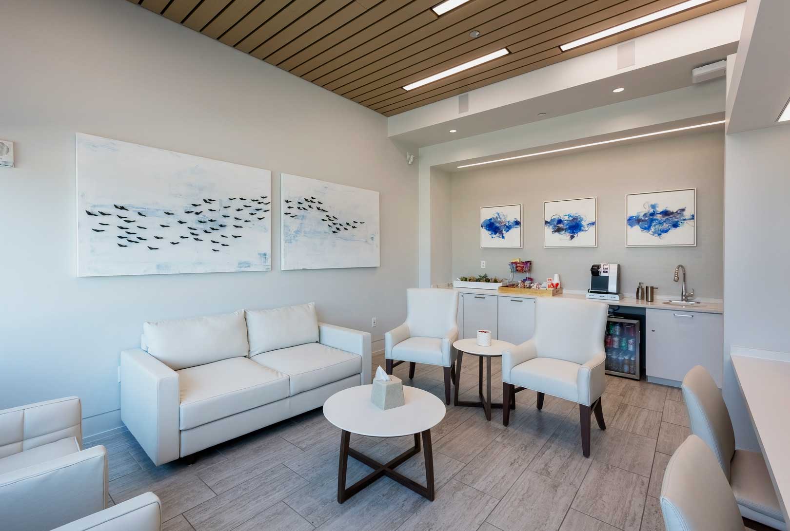 Vanderbilt Executive Wellness Clinic with all-white modern furniture and design elements