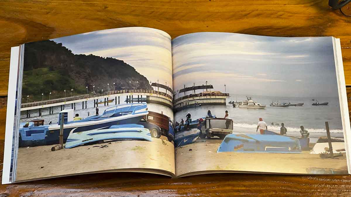 ecuador spread 1